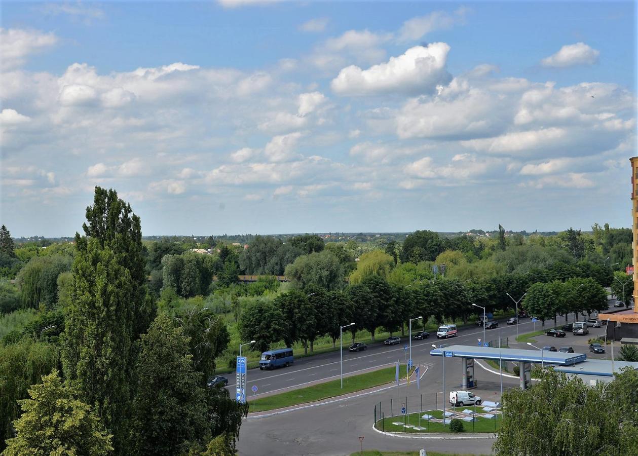 Луцьк Готель Світязь Loetsk Buitenkant foto
