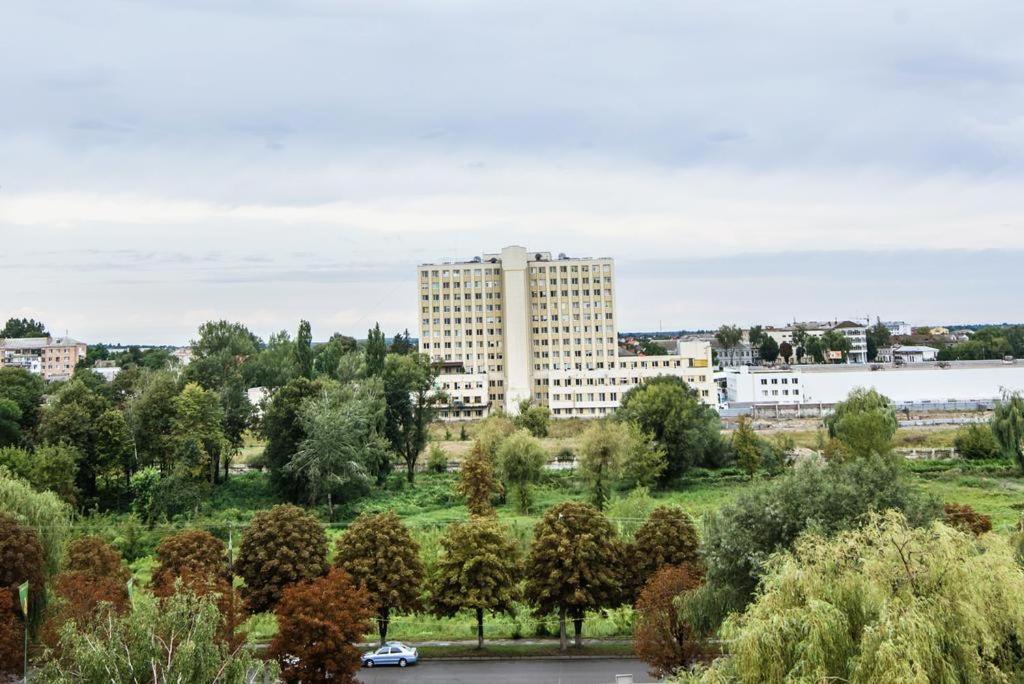 Луцьк Готель Світязь Loetsk Buitenkant foto